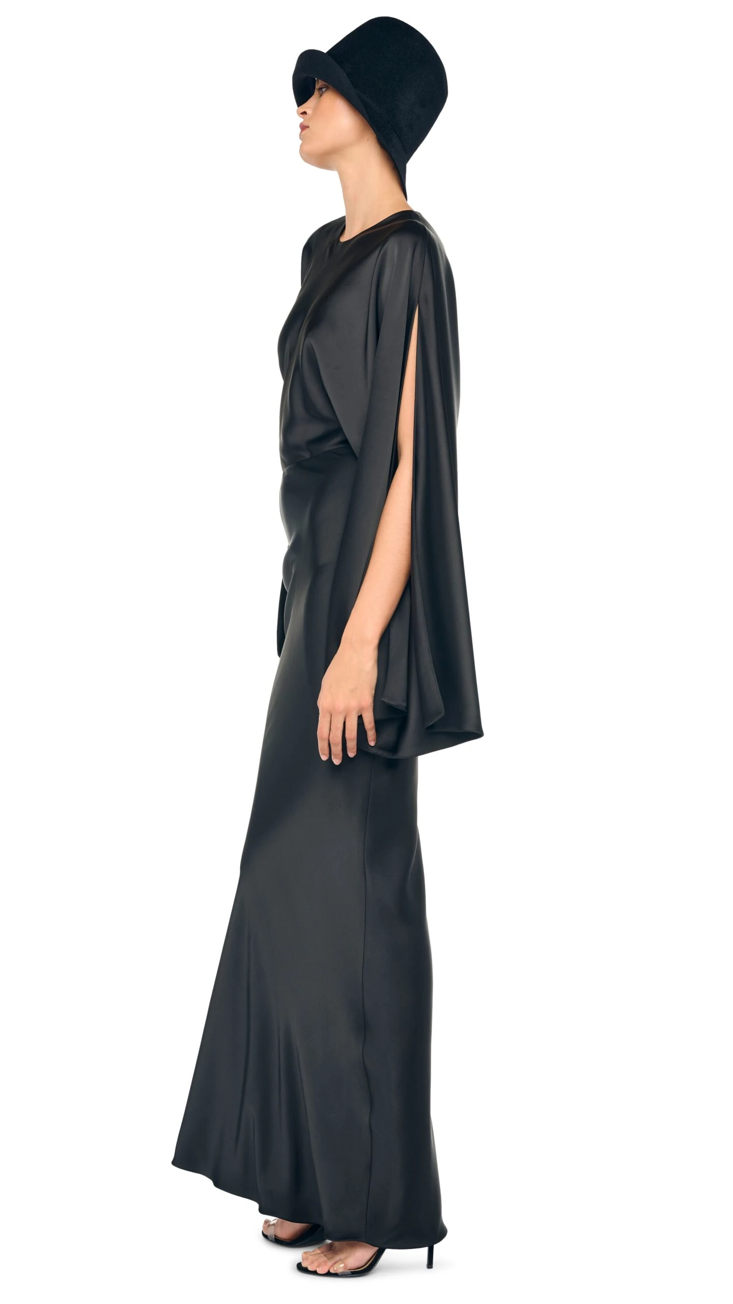 REVERSE OBIE GOWN LONG SLEEVE 2 REVERSE OBIE GOWN LONG SLEEVE - Image 2