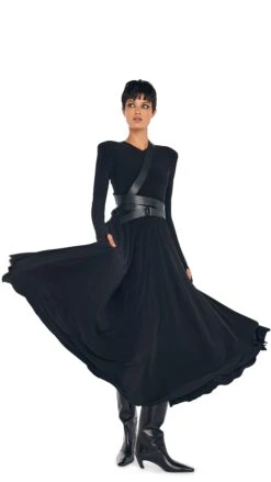 LS SHOULDER PAD V NECK FLARED DRESS 16 LS SHOULDER PAD V NECK FLARED DRESS -Norma Kamali 1 30 24nk00640