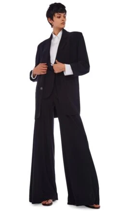 OVERSIZED SB JACKET -Norma Kamali 11 28 22nk06019 d1d4d5eb f9ee 409c b5f7 4fd1ae5fb903