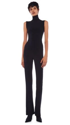 SLEEVELESS TURTLE TOP