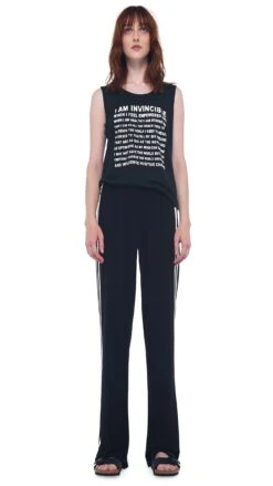 I AM INVINCIBLE TEE