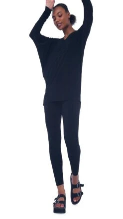 V NECK DOLMAN TOP 13 V NECK DOLMAN TOP -Norma Kamali 7 16 20nk 15142