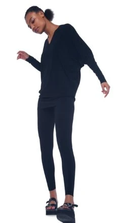 V NECK DOLMAN TOP 14 V NECK DOLMAN TOP -Norma Kamali 7 16 20nk 15147