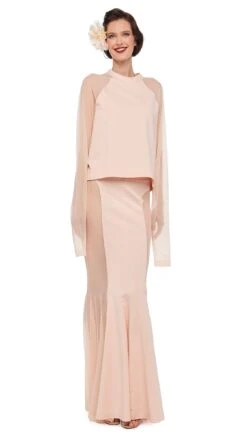 RAGLAN SLEEVE TOP W/ MESH