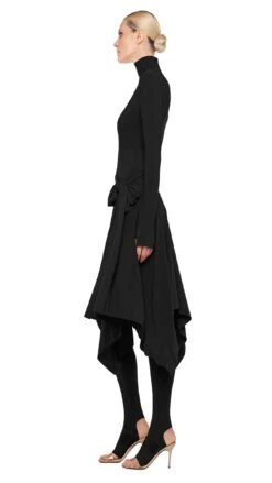 CONVERTIBLE MINI -Norma Kamali 8 29 24 nk 18303