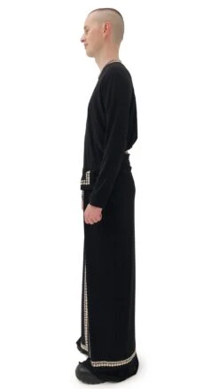 STUDDED ERNIE SCARF 16 STUDDED ERNIE SCARF -Norma Kamali SP22 GENDER FLUID A 0040 IMG 5924 men c399dad5 9d4f 4288 857a 22754dcdd489