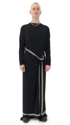 STUDDED ERNIE SCARF 14 STUDDED ERNIE SCARF -Norma Kamali SP22 GENDER FLUID A 0041 IMG 5923 men aeeda708 544d 453e 9ebe f5d5b3003443